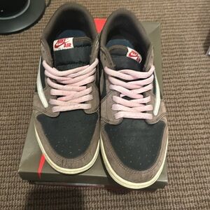 Travis Scott Low Jordan 1 Mocha
